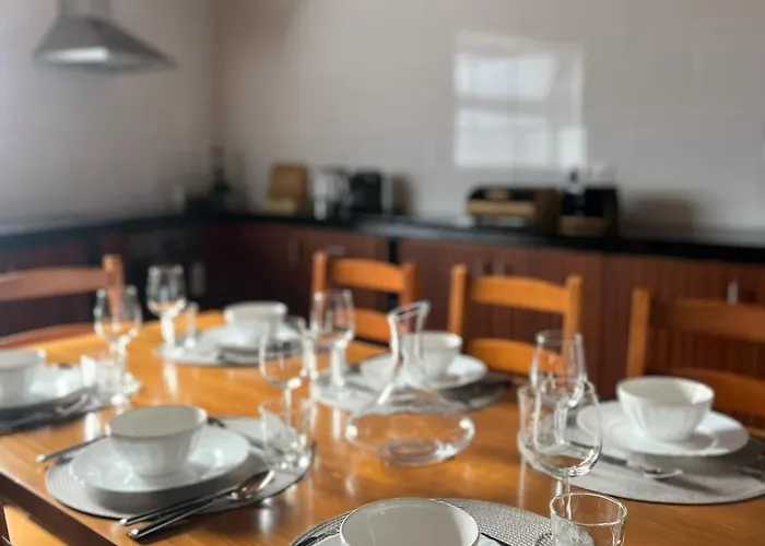 Aurora Do Sousa 蓬塔德尔加达